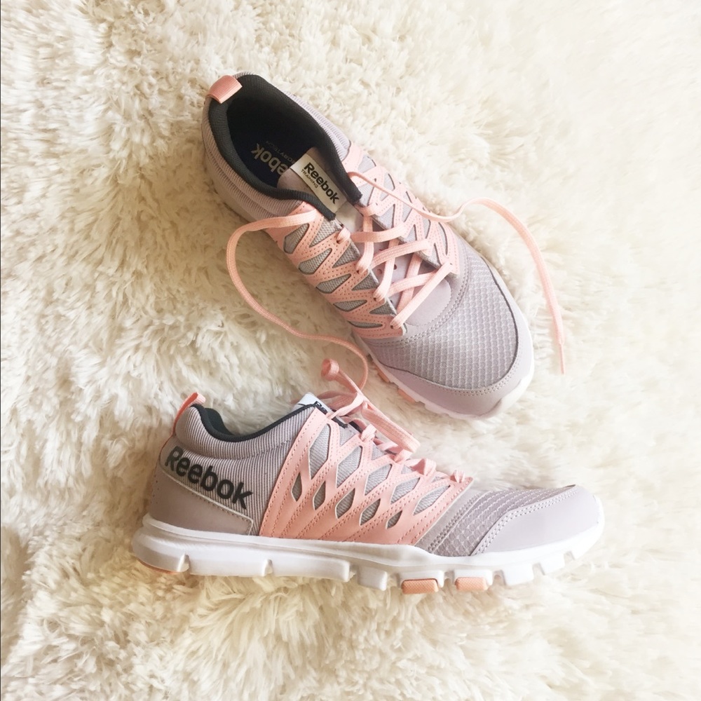 Reebok Sneakers